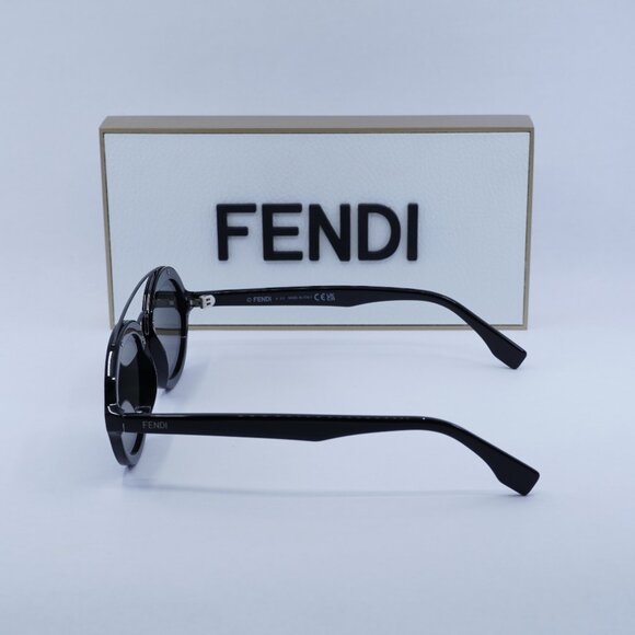 Final Price! Fendi FE40094I 01A Black Smoke Sunglasses - Picture 8 of 10